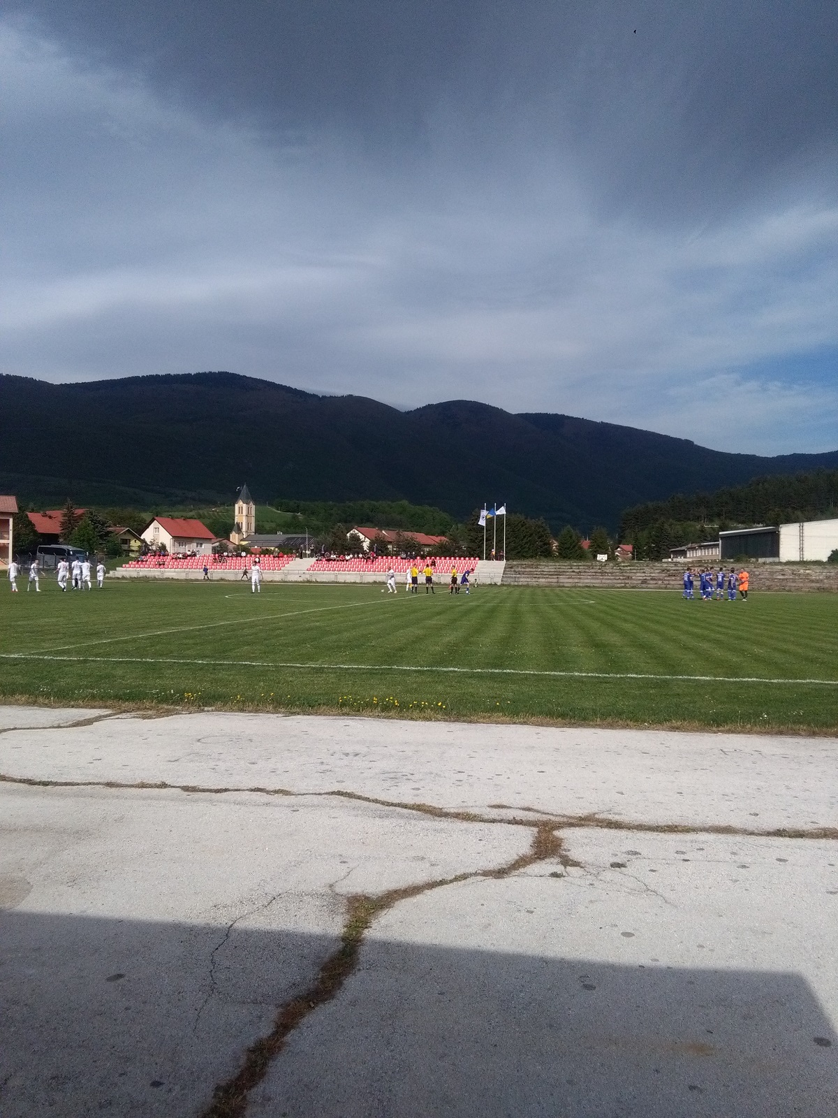 SLOGA  -  TOMISLAV 1:3
